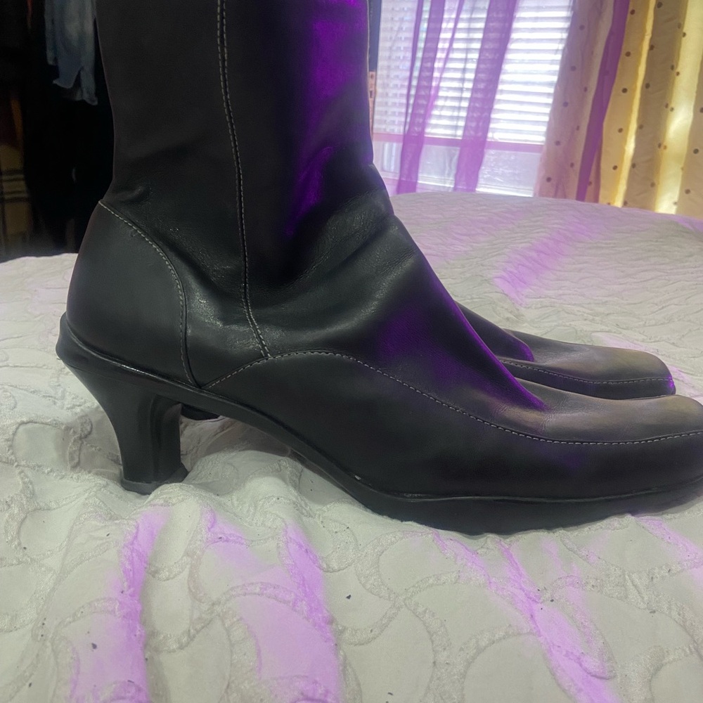 Reaction Kenneth Cole Black Ankle Boots